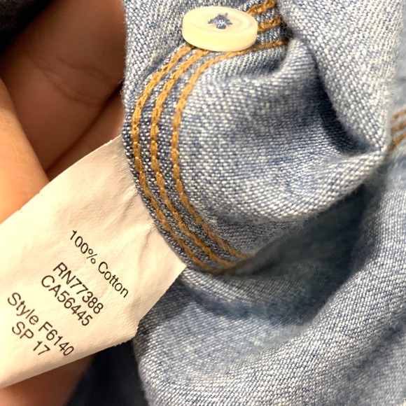 J.Crew Cotton Denim Button-Up Shirt Size S - Picture 9 of 10